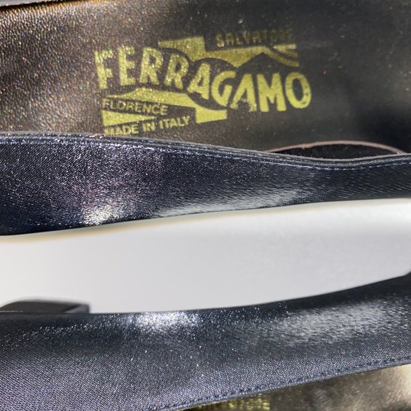 SALVATORE FERRAGAMO Leather Shoes Italy - Picture 5 of 8